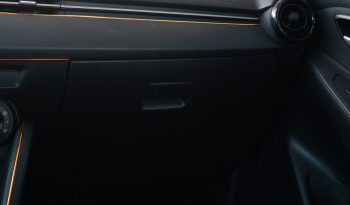 Mazda2 2016 full